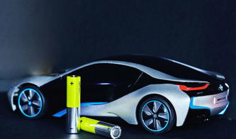 新型能源汽车技术更新研究